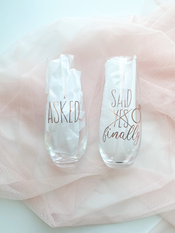 Crystal Personalized Champagne Flutes Set